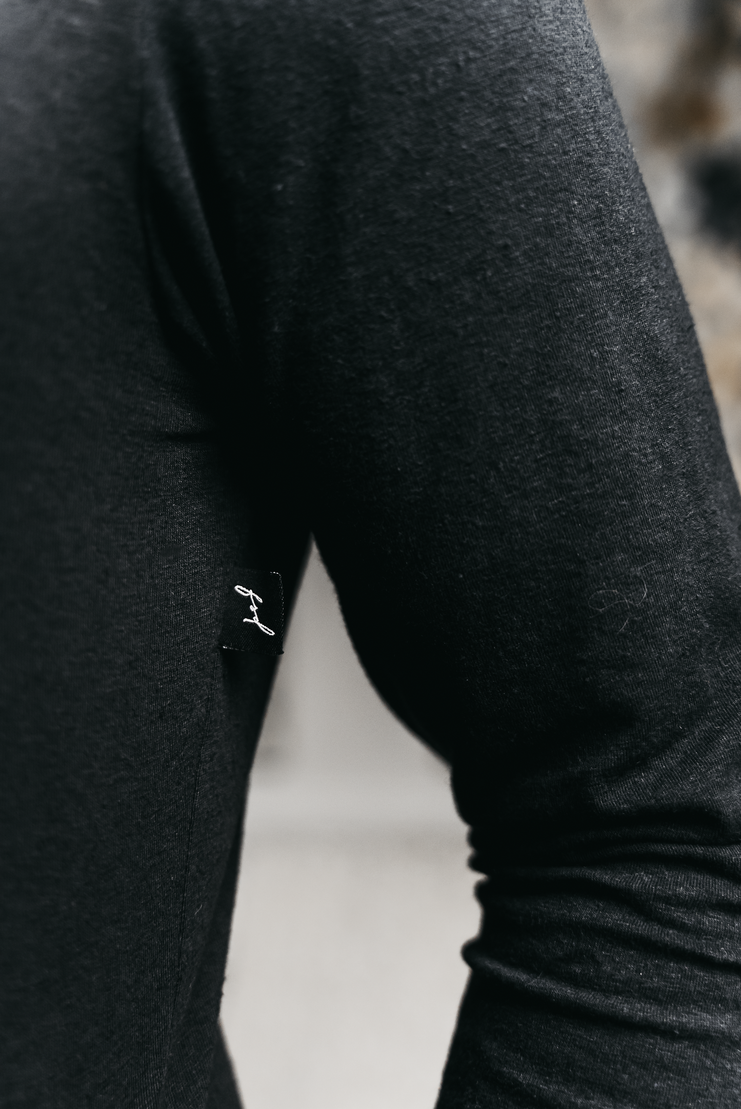 flow long sleeve t-shirt